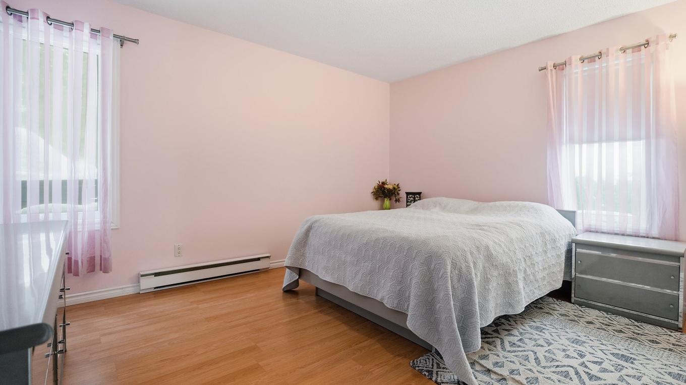 Chambre à coucher - 216 33E Rue, Notre-Dame-Des-Pins, QC - Indoor Photo Showing Bedroom