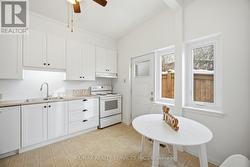 Brand new upgraded eat-in kitchen -