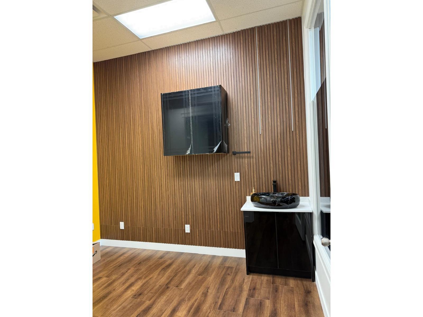 107 7130 120 Street, Surrey, BC