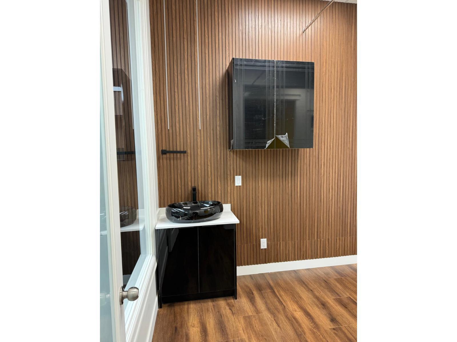 107 7130 120 Street, Surrey, BC