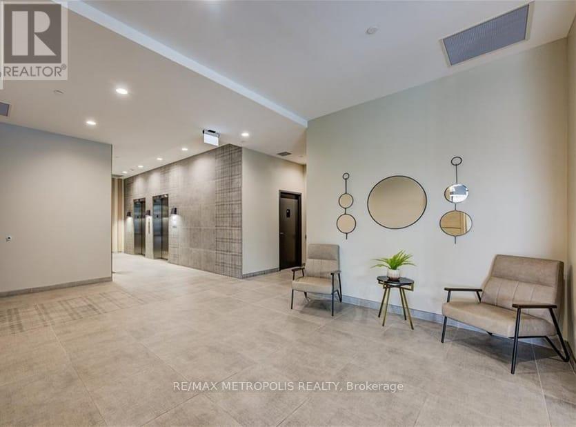 1904 - 108 Garment Street, Kitchener, ON - Indoor Photo Showing Other Room