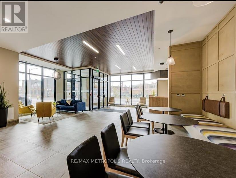 1904 - 108 Garment Street, Kitchener, ON - Indoor