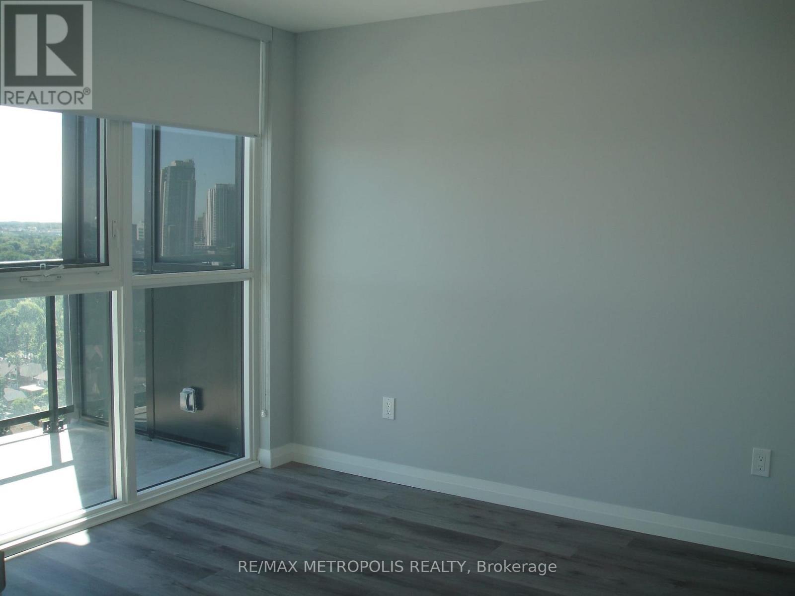 1904 - 108 Garment Street, Kitchener, ON - Indoor Photo Showing Other Room