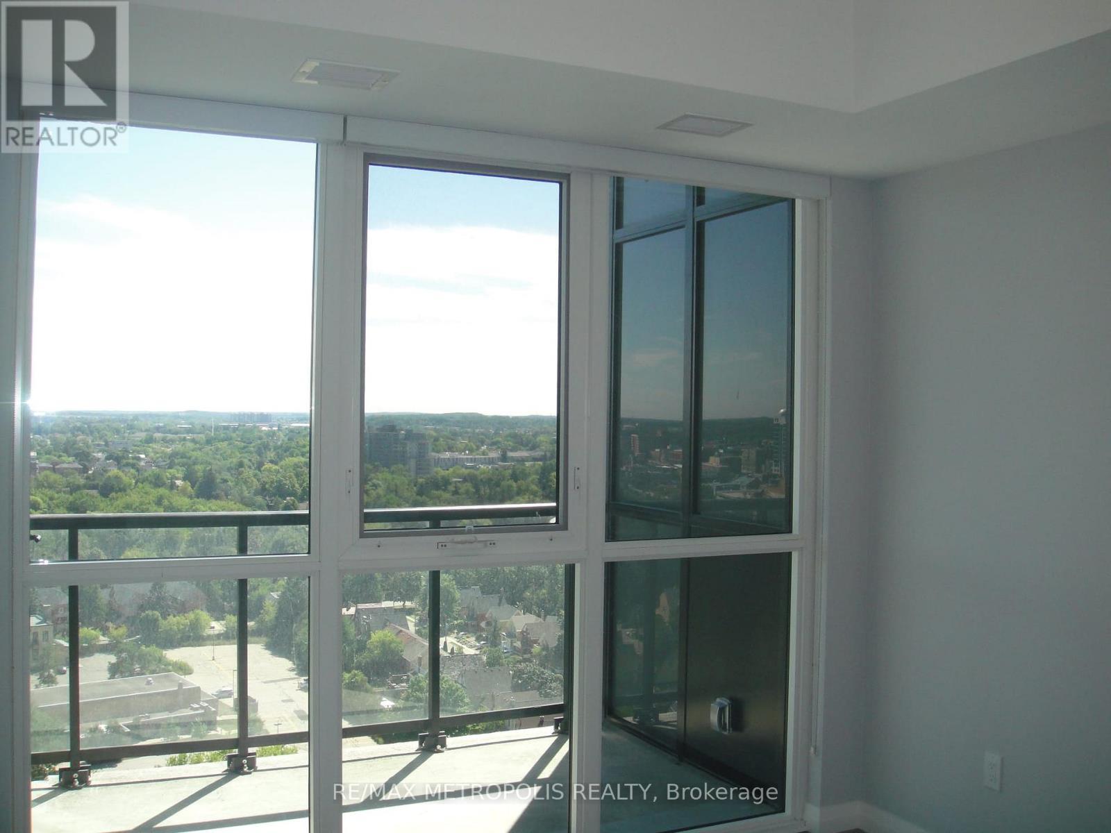 1904 - 108 Garment Street, Kitchener, ON - Indoor Photo Showing Other Room