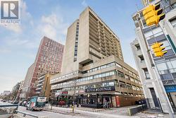 909 - 720 SPADINA AVENUE Toronto, ON M5S 2T9