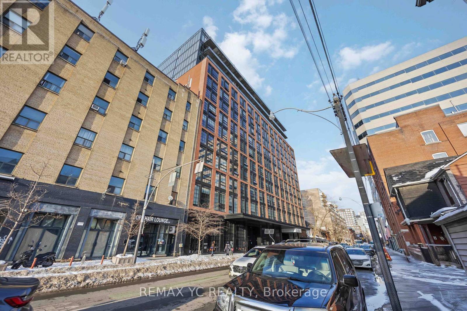 906 - 608 Richmond Street W, Toronto, ON - Outdoor With Facade