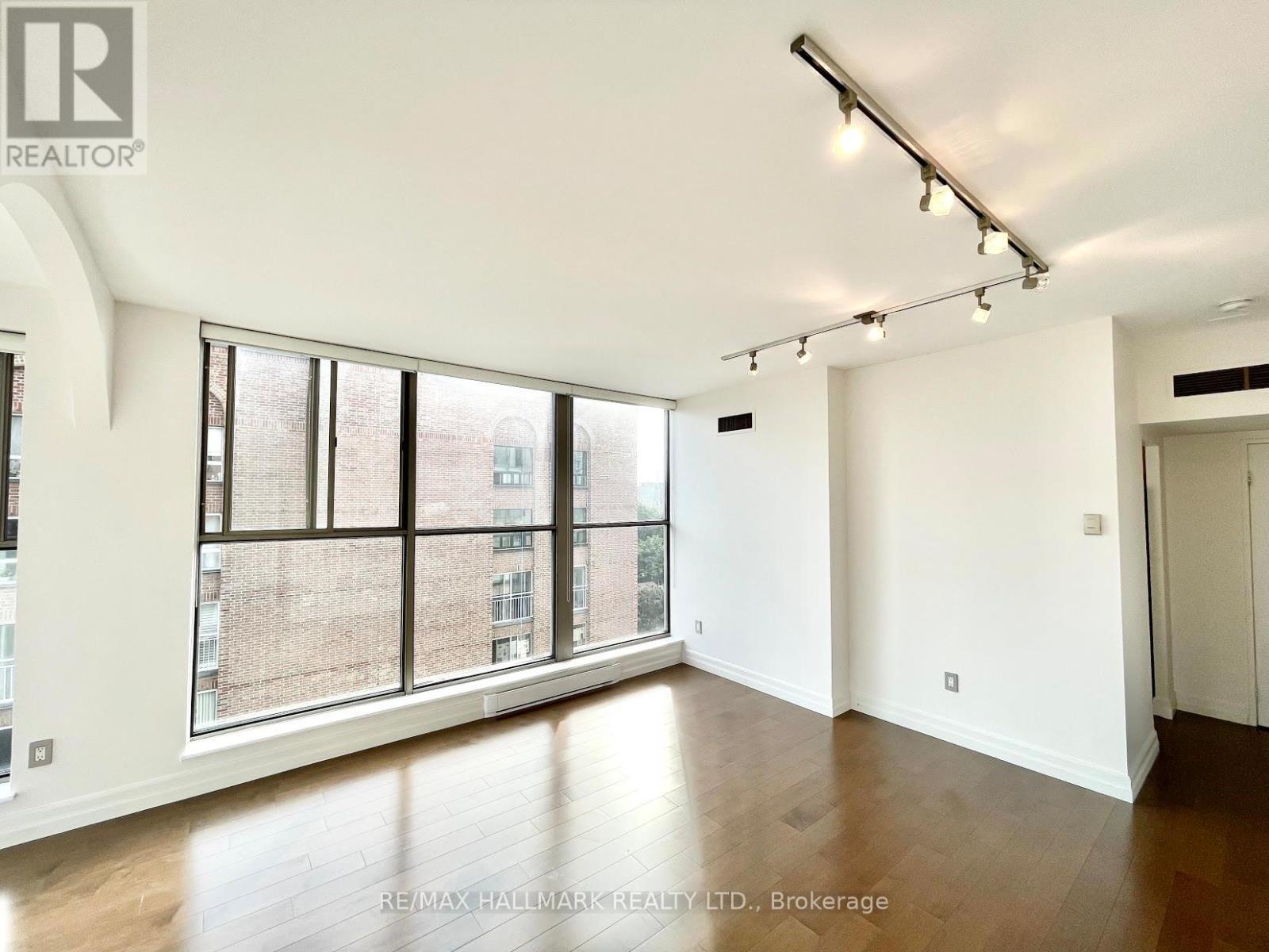 927 - 65 Scadding Avenue, Toronto, ON - Indoor Photo Showing Other Room