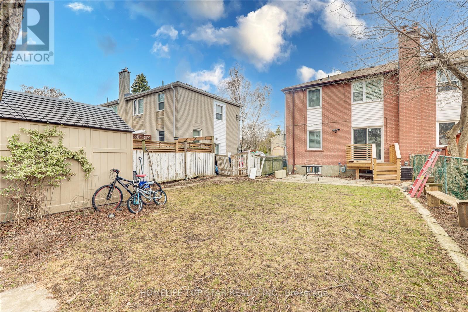 50 Chestnut Crescent, Toronto, ON - Outdoor