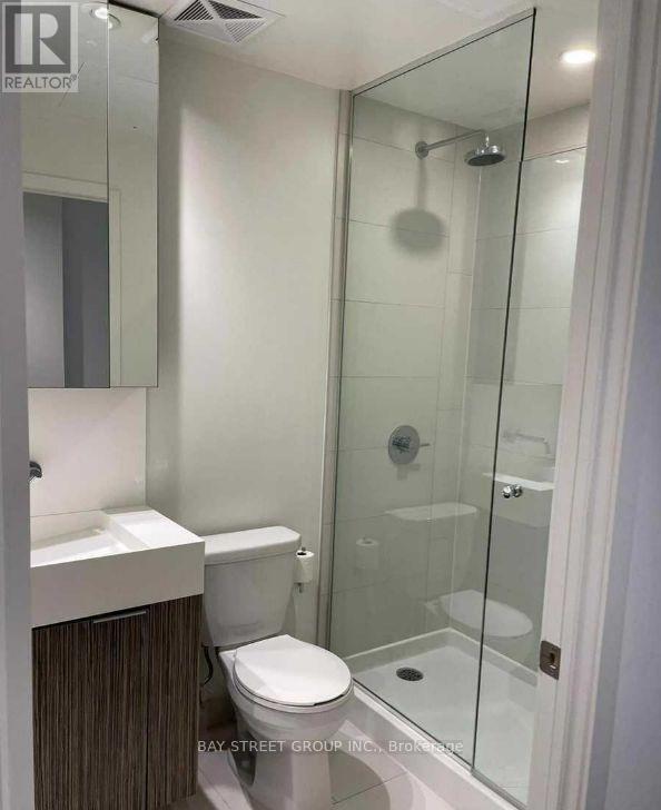 914 - 20 Richardson Street, Toronto, ON - Indoor Photo Showing Bathroom