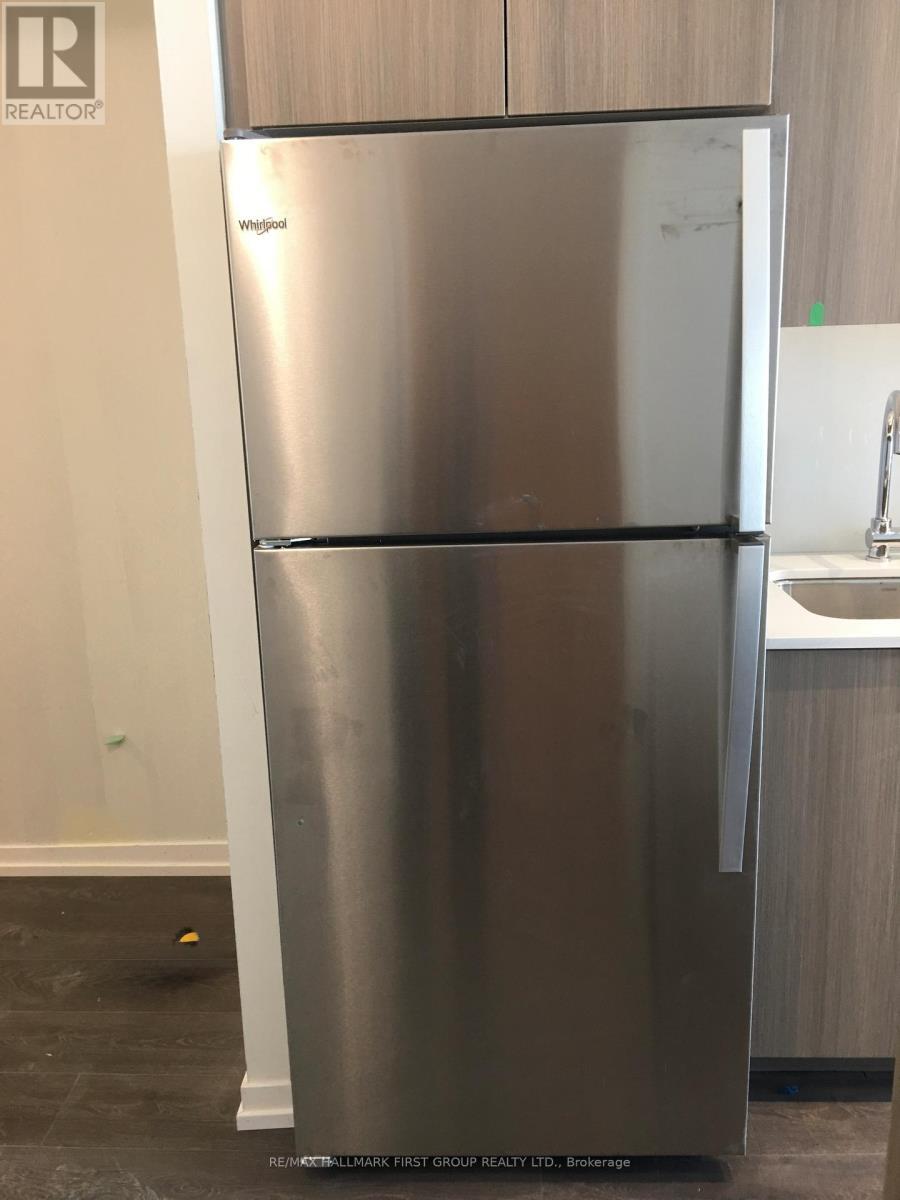 705 - 3237 Bayview Avenue, Toronto, ON - Indoor Photo Showing Kitchen