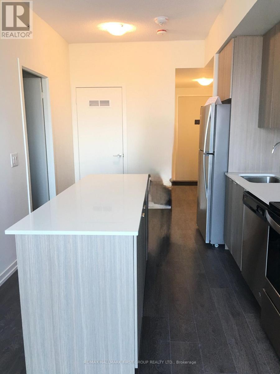 705 - 3237 Bayview Avenue, Toronto, ON - Indoor Photo Showing Kitchen With Stainless Steel Kitchen