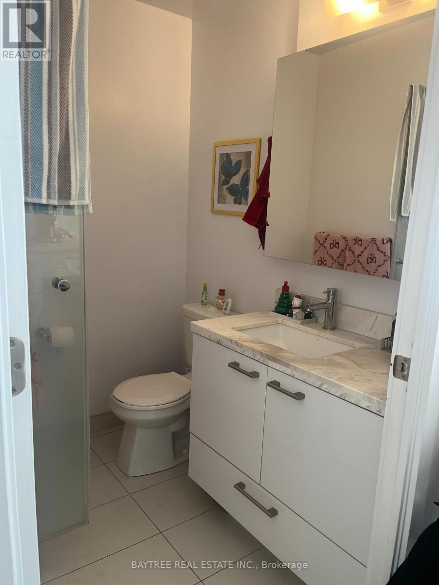 3806 - 2221 Yonge Street, Toronto, ON - Indoor Photo Showing Bathroom