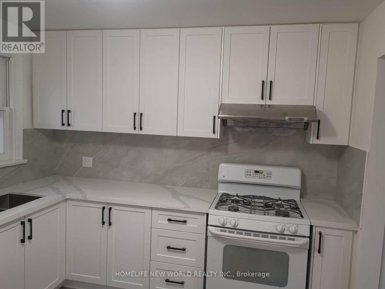 271 Conestoga Avenue, Richmond Hill, ON - Indoor Photo Showing Kitchen