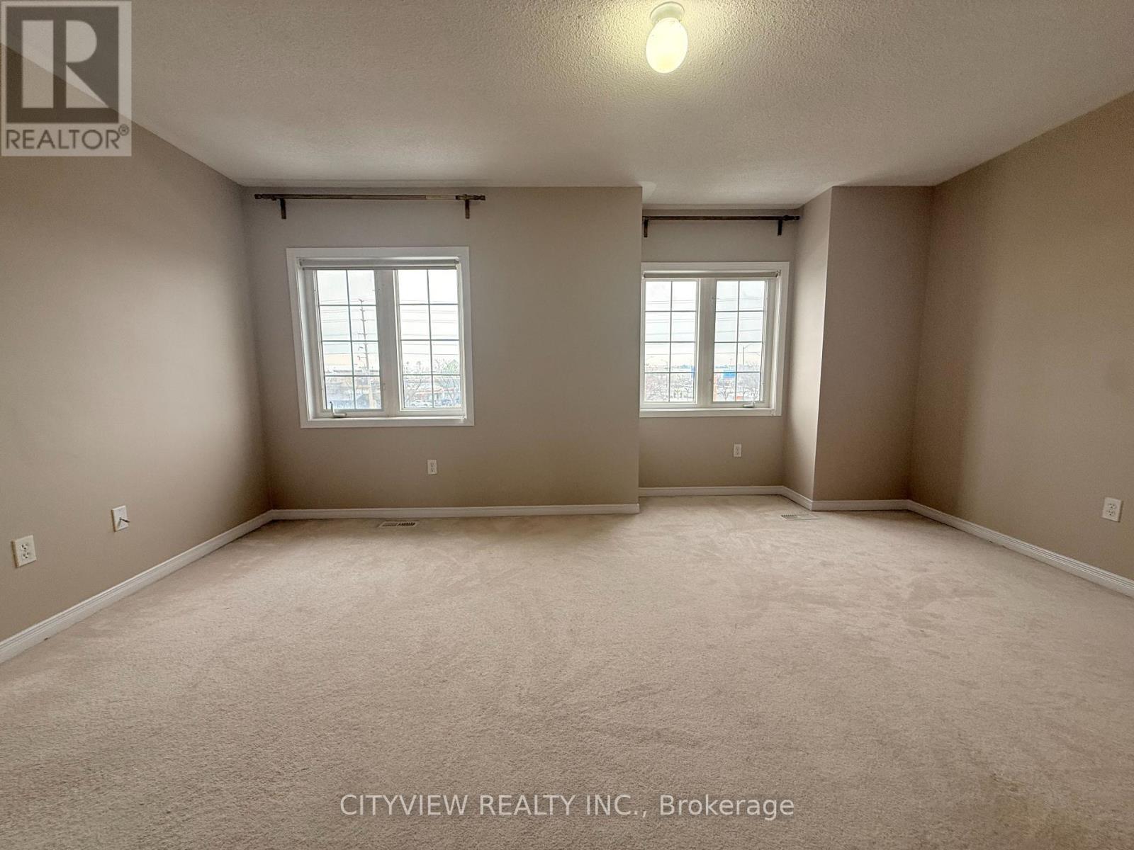 5727 Retreat Street, Mississauga, ON - Indoor Photo Showing Other Room