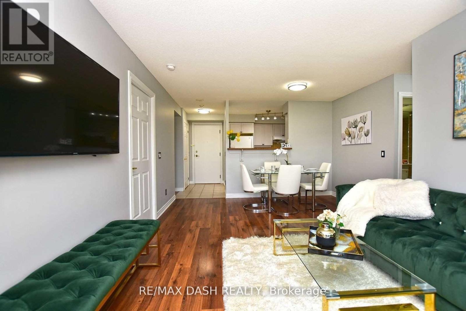 2728 - 700 Humberwood Boulevard, Toronto, ON - Indoor Photo Showing Living Room