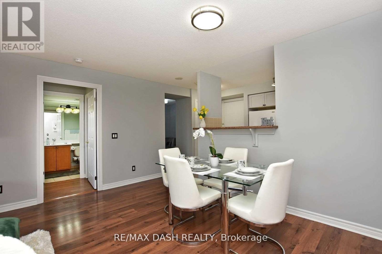 2728 - 700 Humberwood Boulevard, Toronto, ON - Indoor Photo Showing Dining Room