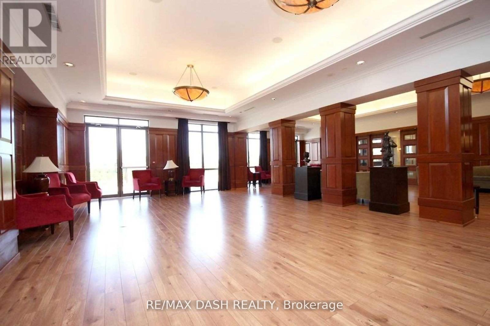 2728 - 700 Humberwood Boulevard, Toronto, ON - Indoor Photo Showing Other Room