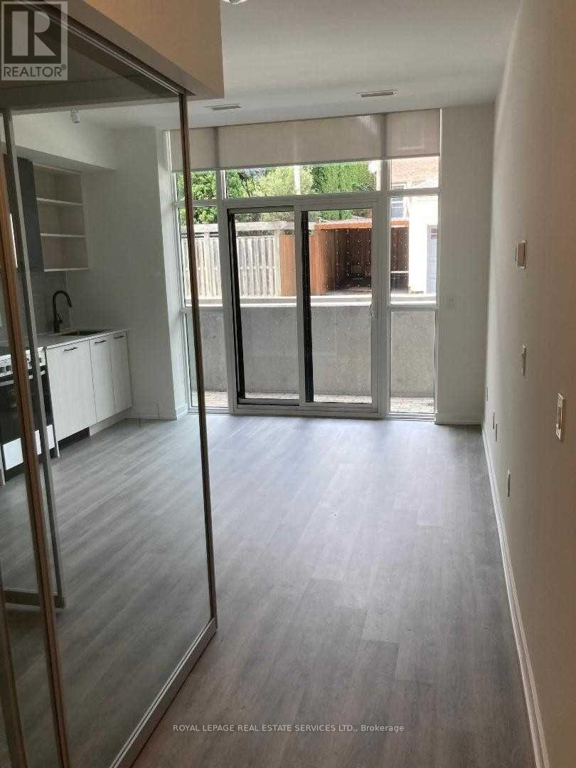 106 - 2300 St Clair Avenue W, Toronto, ON - Indoor Photo Showing Other Room