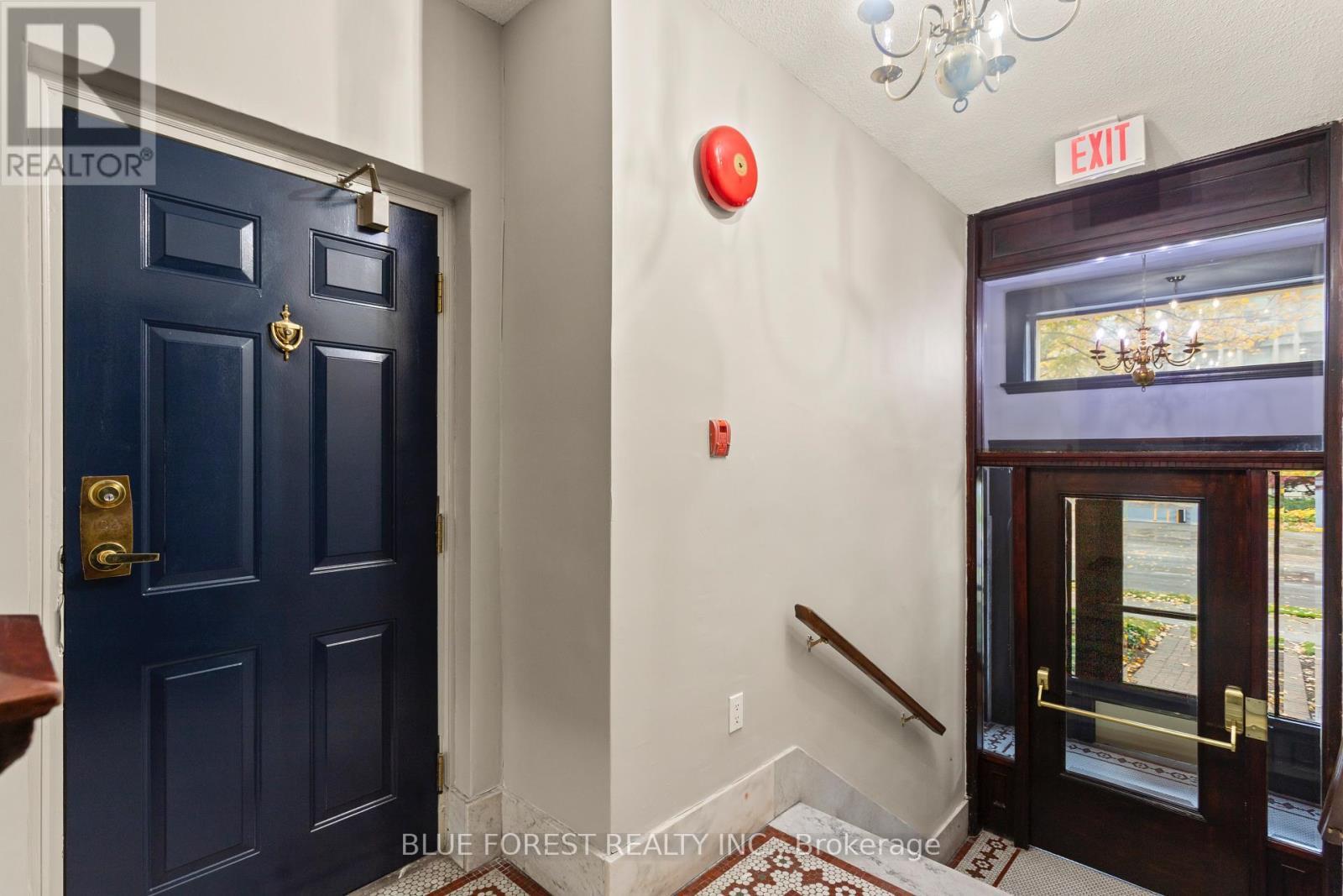 102 - 460 Wellington Street, London East (East F), ON - Indoor Photo Showing Other Room