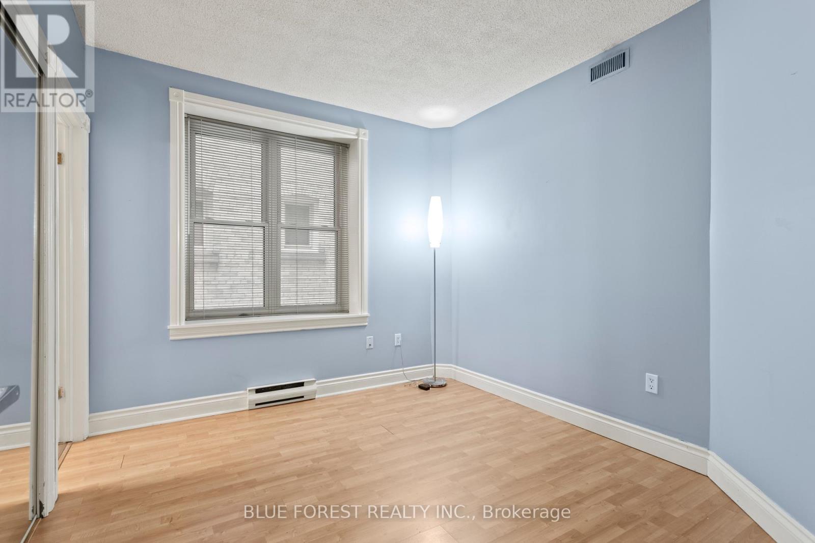 102 - 460 Wellington Street, London East (East F), ON - Indoor Photo Showing Other Room