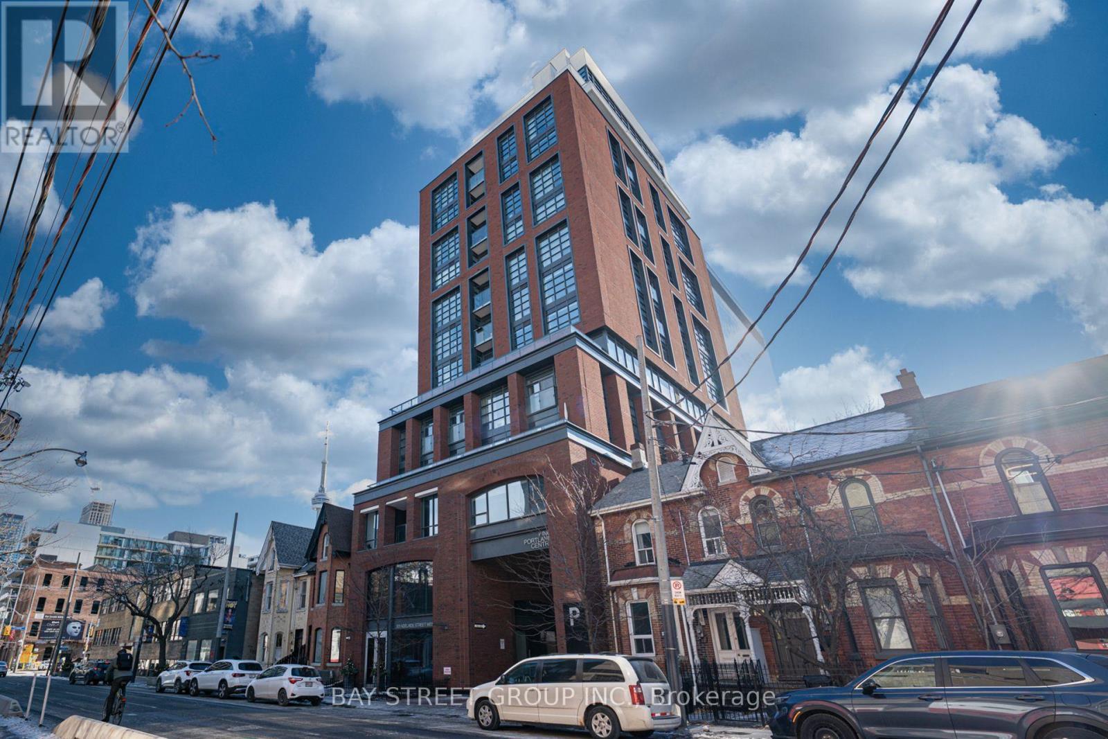 502 - 501 Adelaide Street W, Toronto, ON - Outdoor With Facade