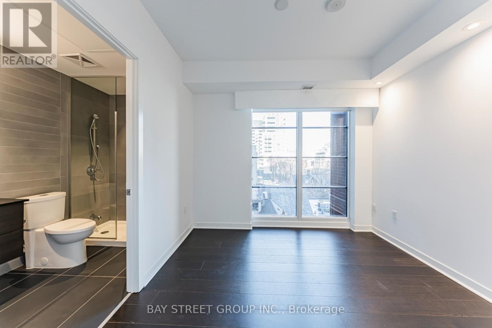 502 - 501 Adelaide Street W, Toronto, ON - Indoor