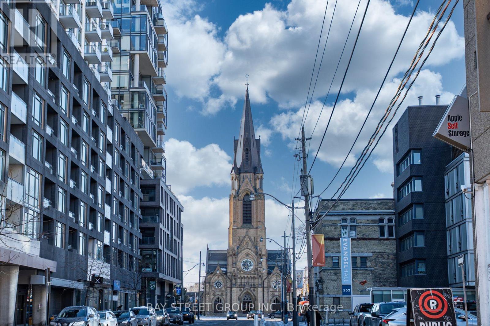 502 - 501 Adelaide Street W, Toronto, ON - Outdoor With Balcony With Facade