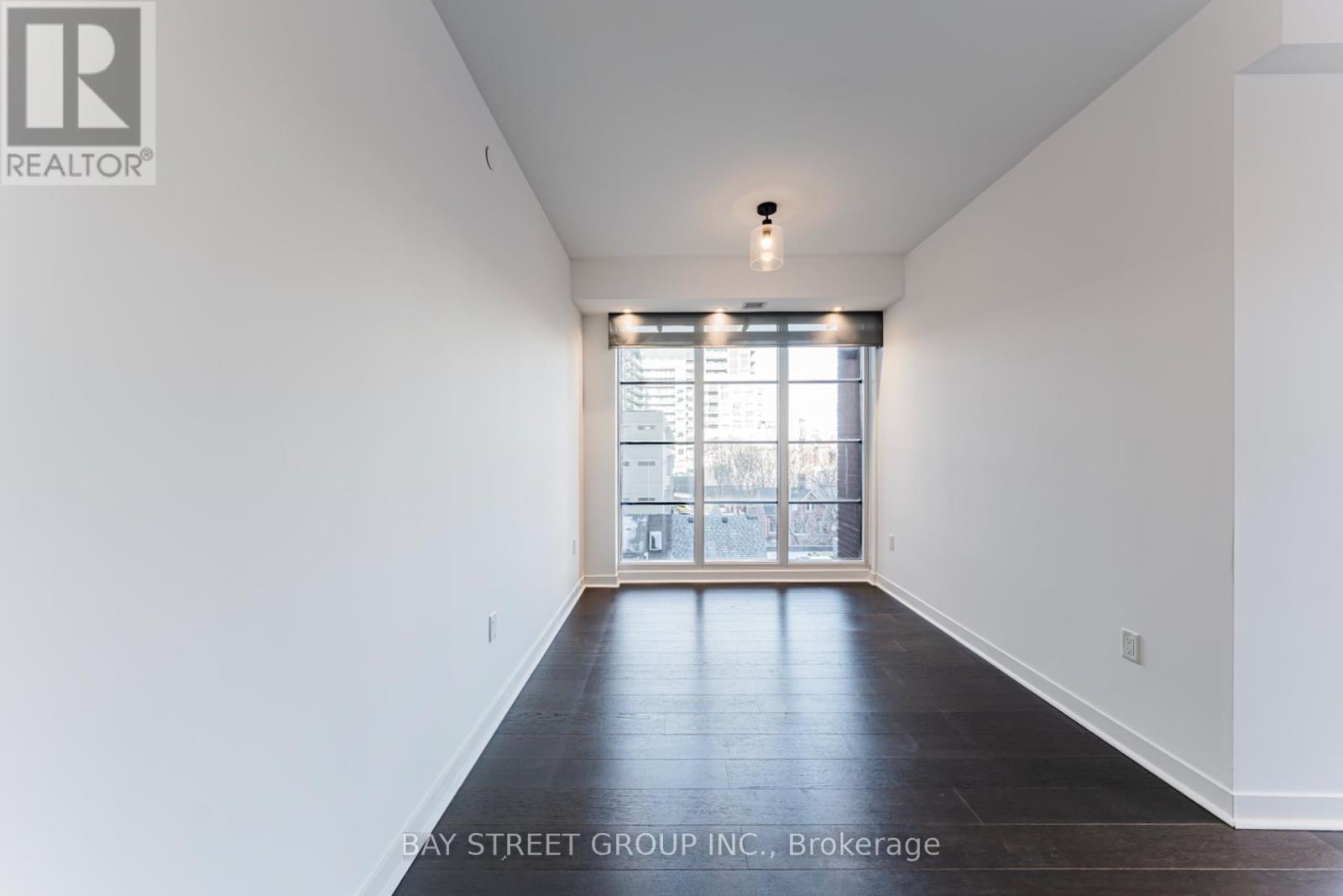 502 - 501 Adelaide Street W, Toronto, ON - Indoor Photo Showing Other Room