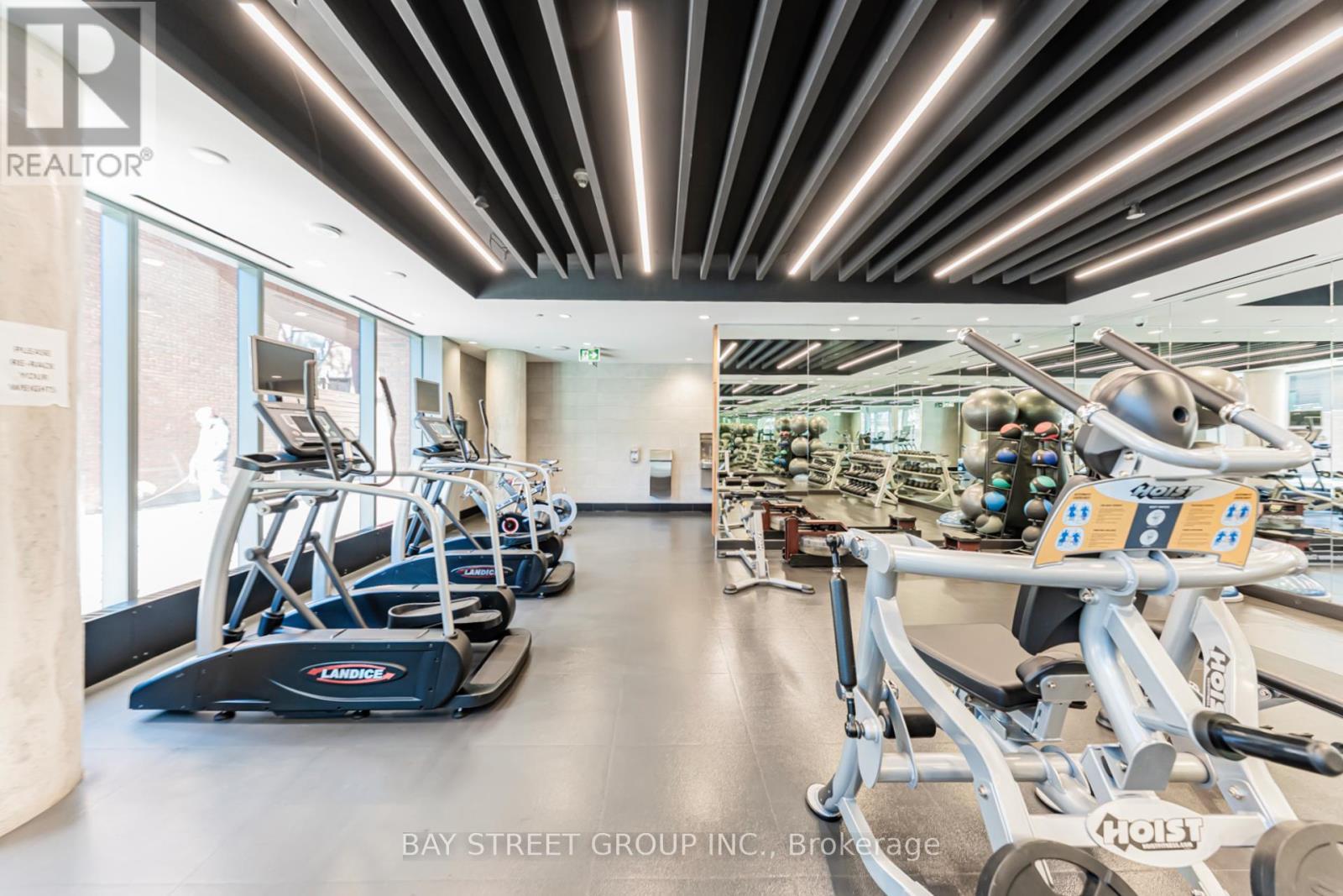 502 - 501 Adelaide Street W, Toronto, ON - Indoor Photo Showing Gym Room