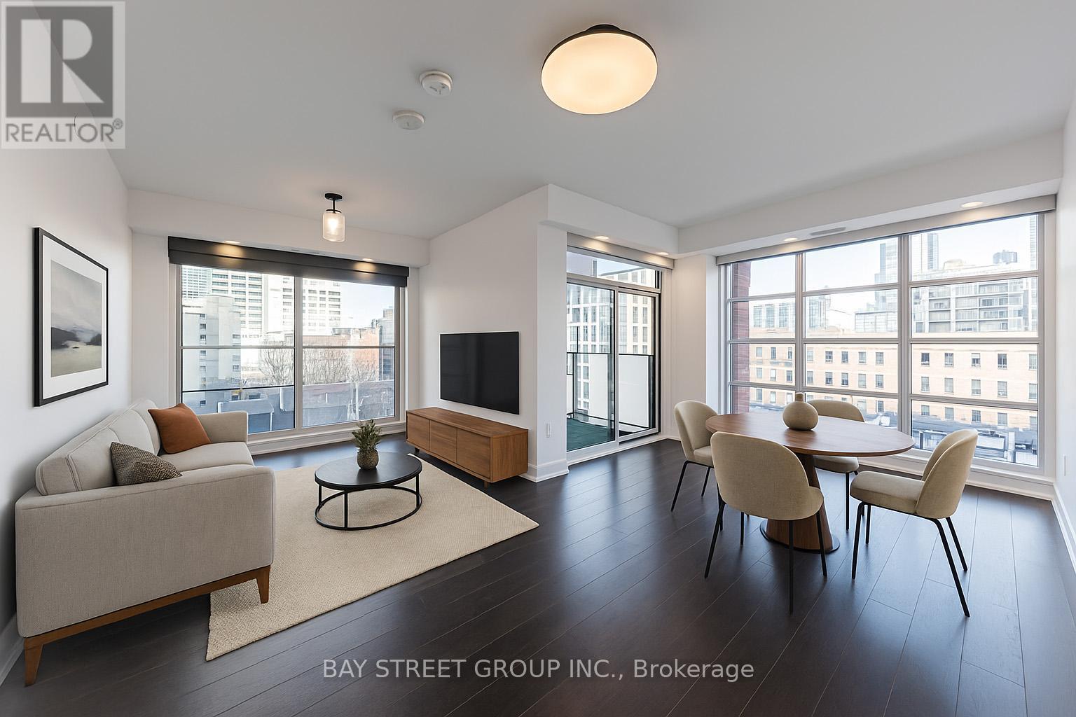 502 - 501 Adelaide Street W, Toronto, ON - Indoor