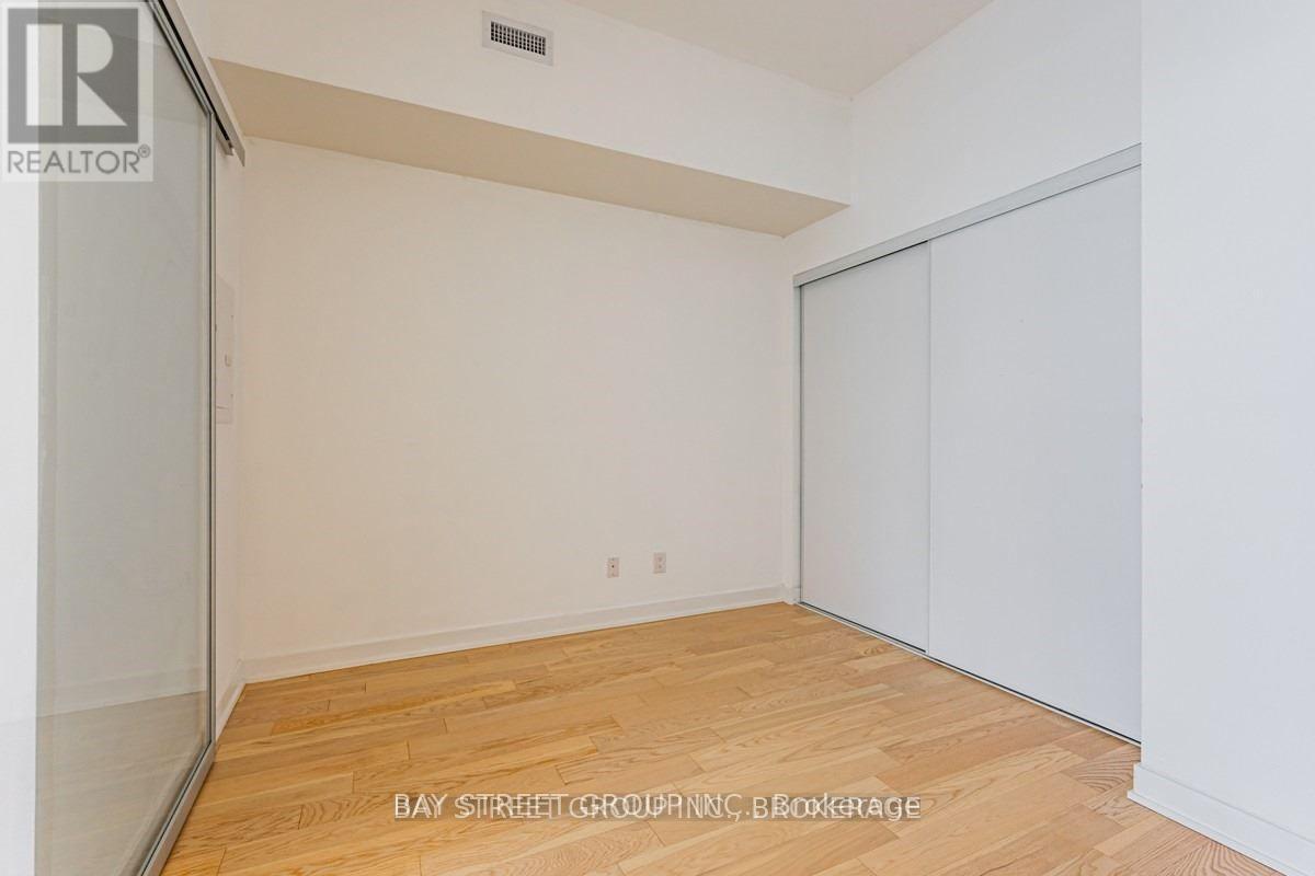 304 - 17 Dundonald Street, Toronto, ON - Indoor Photo Showing Other Room