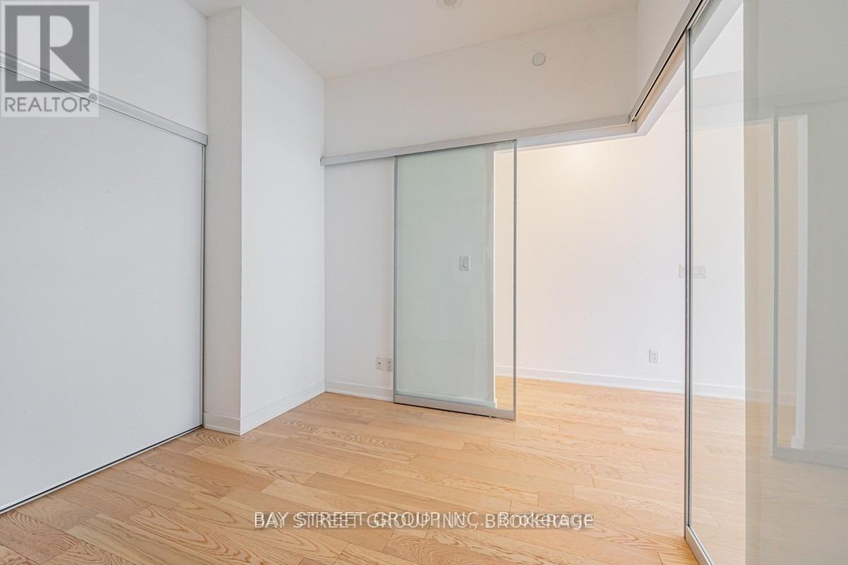 304 - 17 Dundonald Street, Toronto, ON - Indoor Photo Showing Other Room