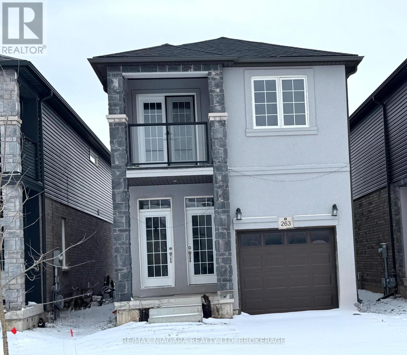 263 Louise Street, Welland (Lincoln/Crowland), ON - Outdoor