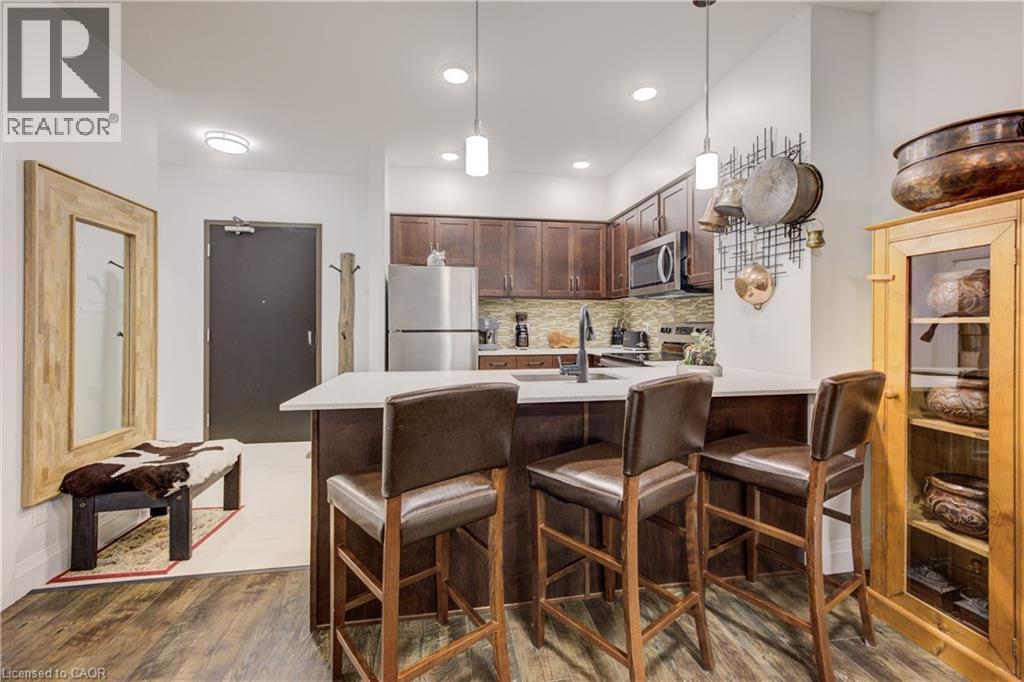 399 Queen Street S Unit# 417, Kitchener, ON - Indoor