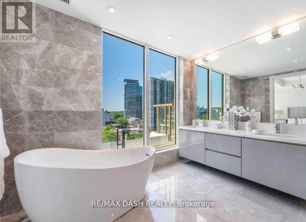 806 - 151 Avenue Road, Toronto, ON - Indoor Photo Showing Bathroom