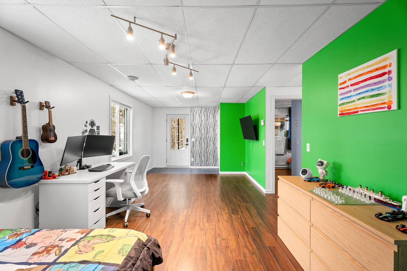 Family room - 1393 Rue Des Tulipes, Sainte-Agathe-Des-Monts, QC - Indoor