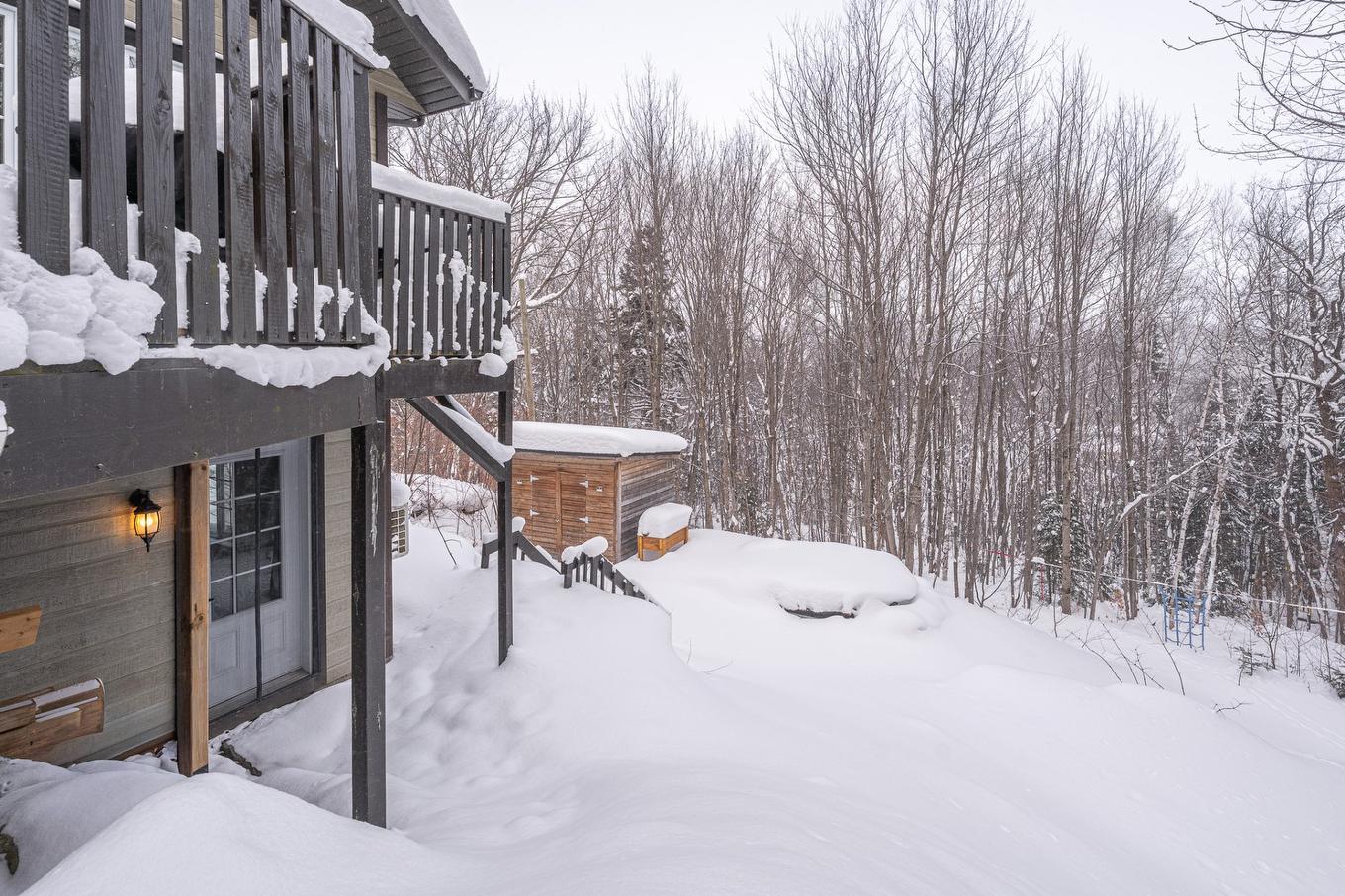 Exterior entrance - 1393 Rue Des Tulipes, Sainte-Agathe-Des-Monts, QC - Outdoor