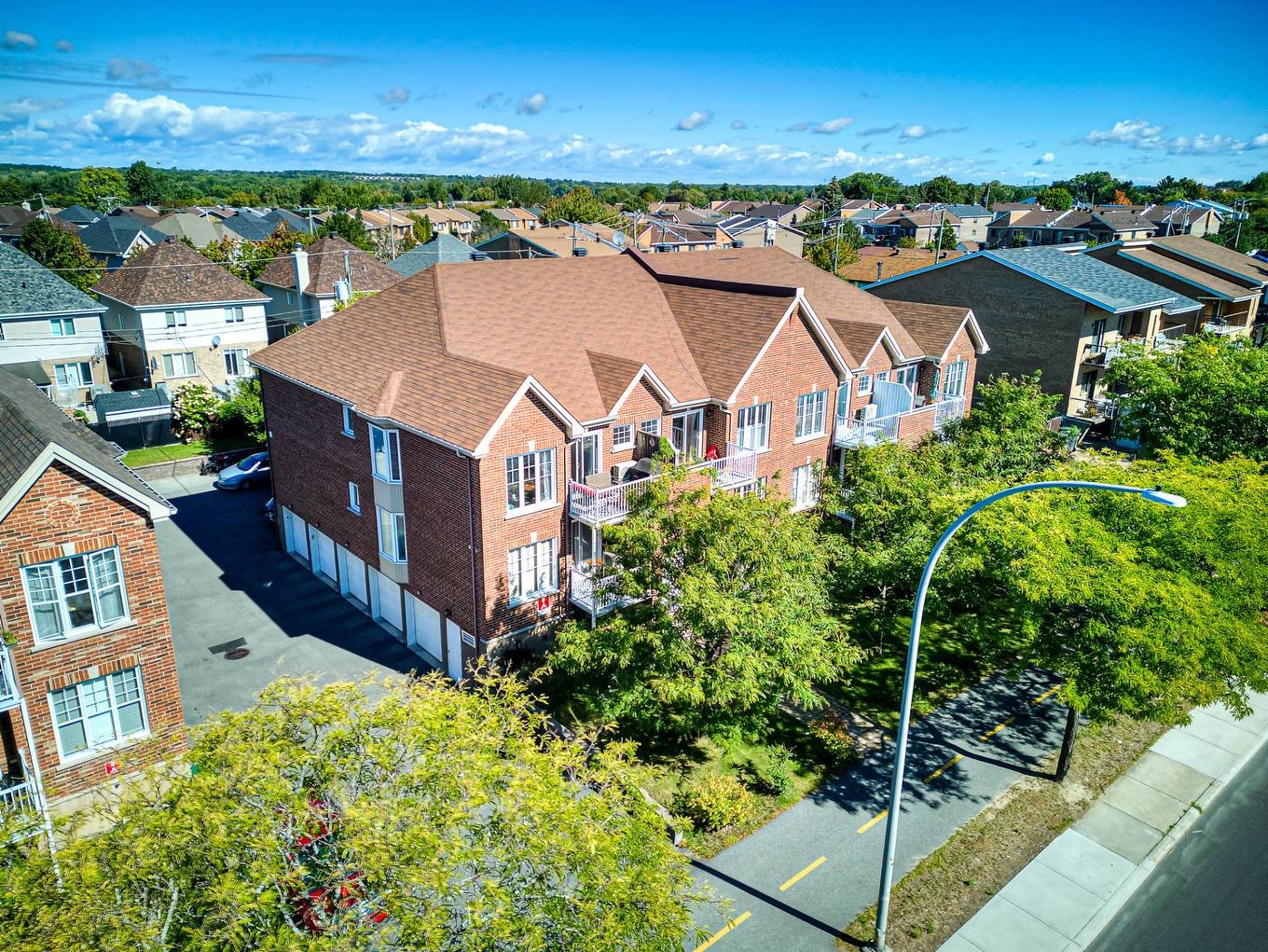 Photo aérienne - 103-17775 Boul. De Pierrefonds, Montréal (Pierrefonds-Roxboro), QC - Outdoor