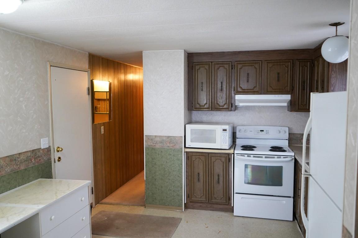 6-1620 Cariboo Highway 97 Highway, Clinton, BC