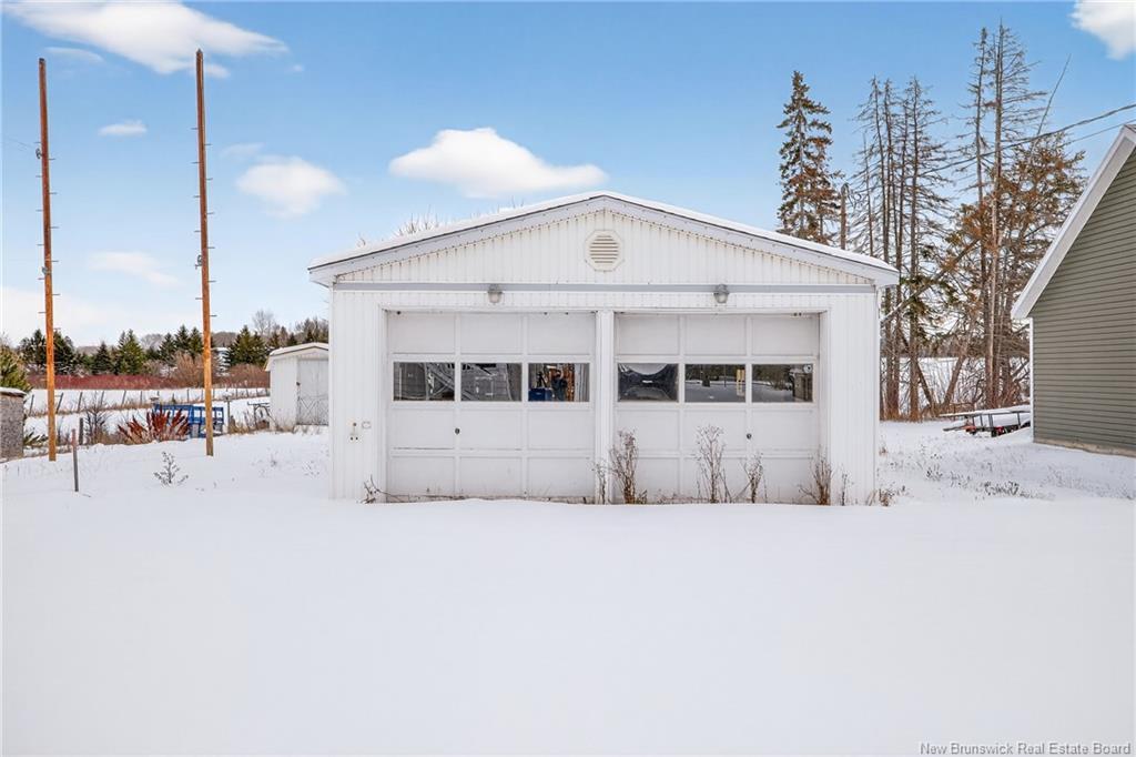 2335/37/39 Rough Waters, Rough Waters, NB