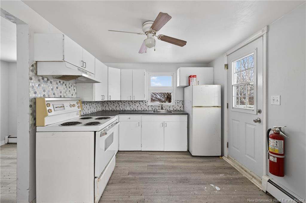 2335/37/39 Rough Waters, Rough Waters, NB