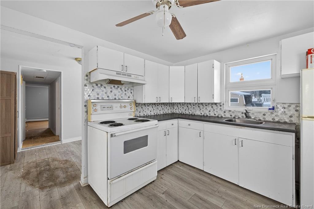 2335/37/39 Rough Waters, Rough Waters, NB