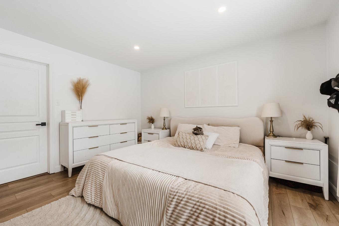 Primary bedroom - 116 Rue Rémi-Dansereau, Beloeil, QC - Indoor Photo Showing Bedroom