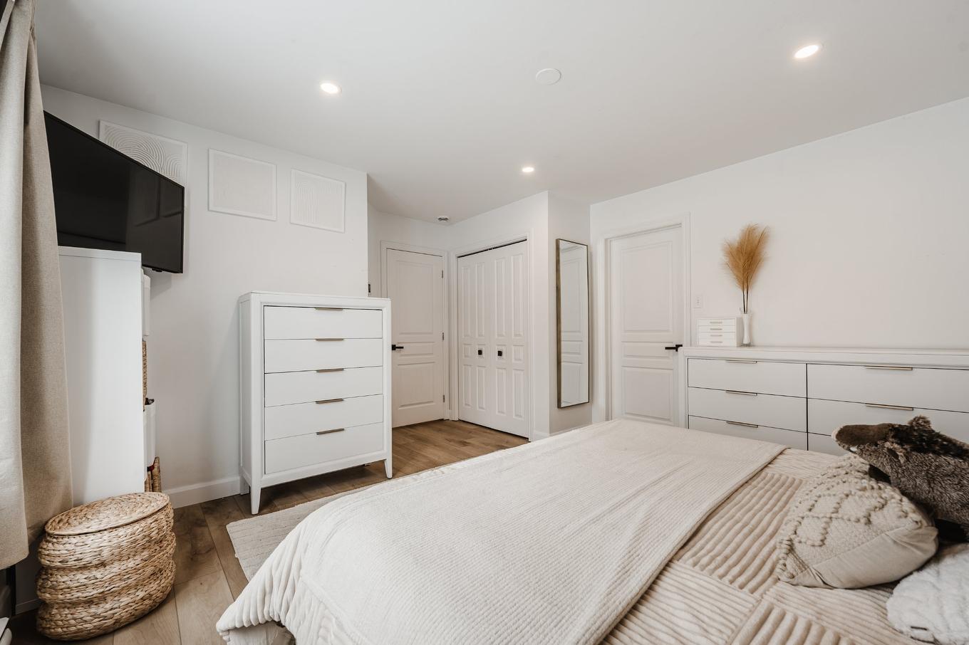 Primary bedroom - 116 Rue Rémi-Dansereau, Beloeil, QC - Indoor Photo Showing Bedroom