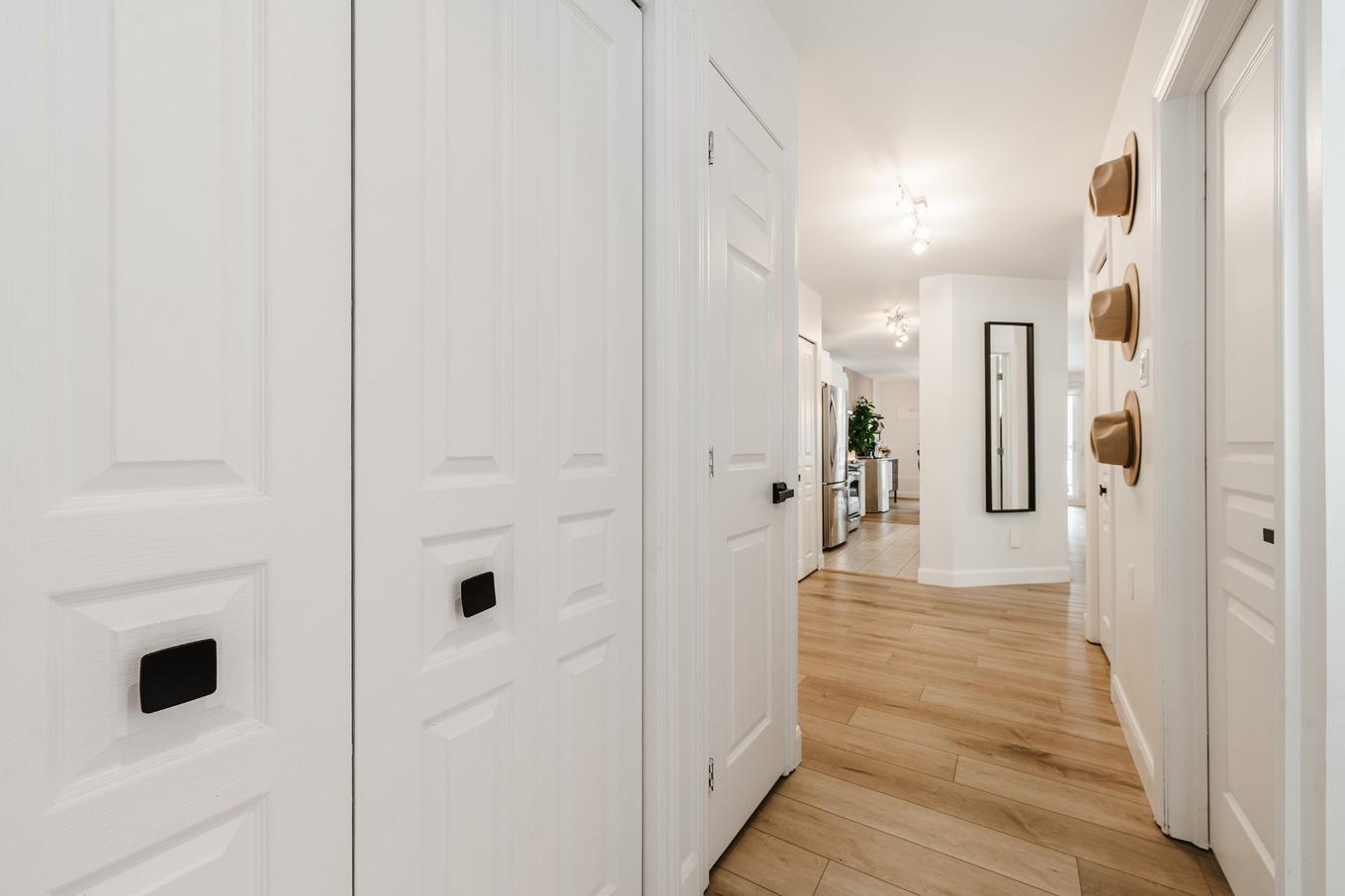 Passageway - 116 Rue Rémi-Dansereau, Beloeil, QC - Indoor Photo Showing Other Room