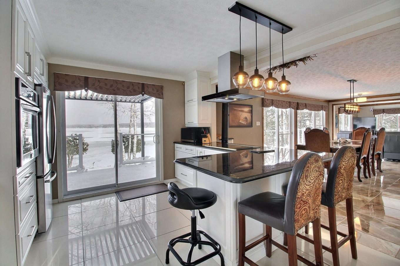 Kitchen - 30 Ch. Du Domaine-Du-Soleil-Levant, Stanstead - Canton, QC - Indoor Photo Showing Dining Room