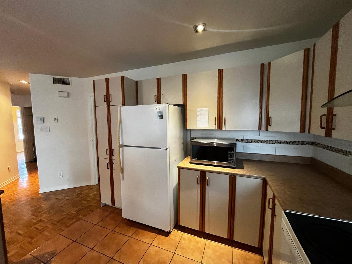 Cuisine - 2658 Av. De La Renaissance, Boisbriand, QC - Indoor Photo Showing Kitchen
