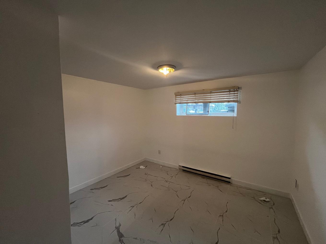 Chambre à coucher - 2658 Av. De La Renaissance, Boisbriand, QC - Indoor Photo Showing Other Room