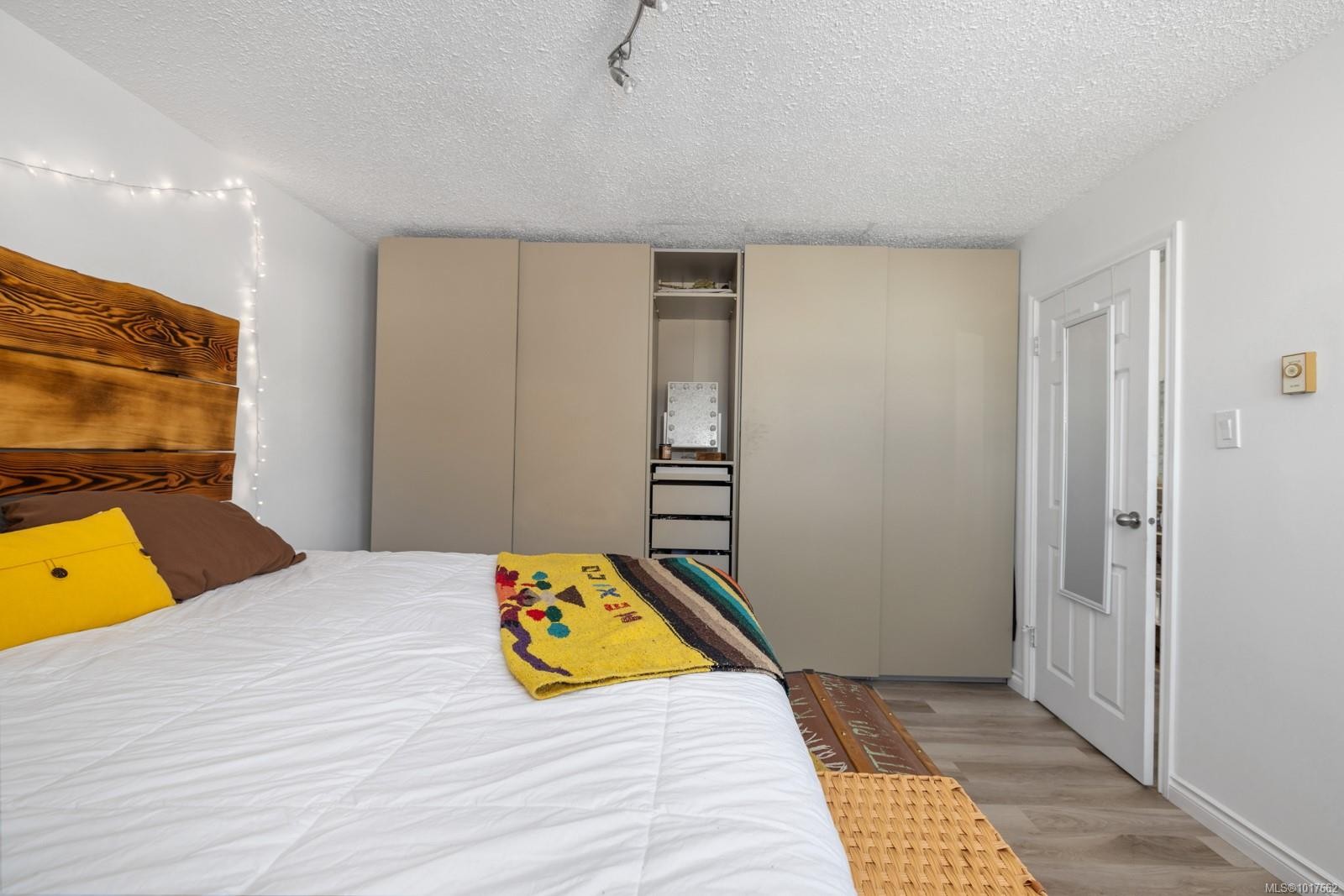 3350 Limerick Rd, Duncan, BC - Indoor Photo Showing Bedroom