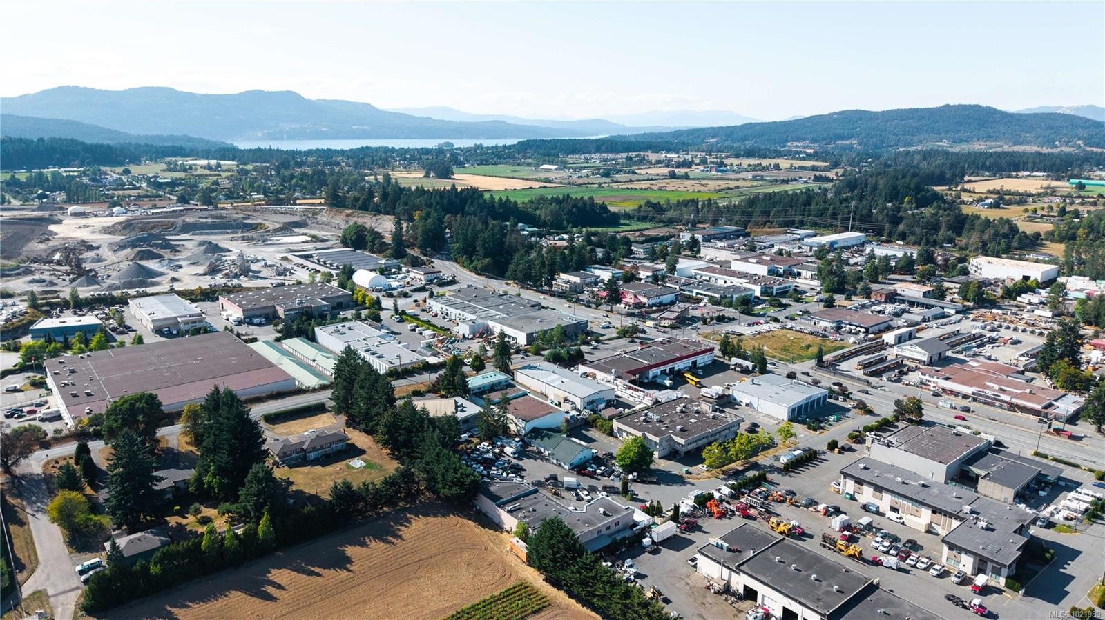 6701 Oldfield Rd, Central Saanich, BC